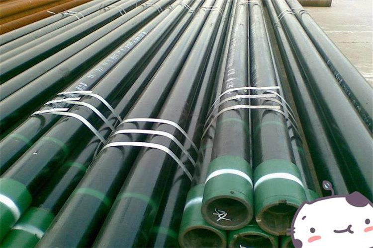 根据待试压API5L石油套管的规格大小、钢级（简单说就是石油套管的材质）、螺纹类型（扣型）来设定试验压力数值、及稳压时间等